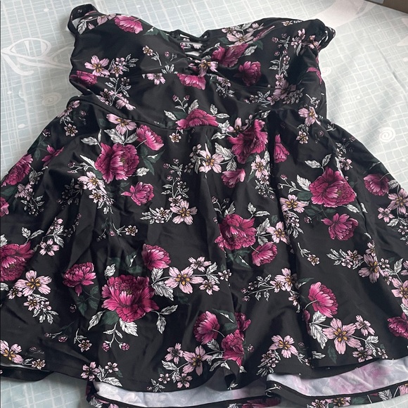 torrid Other - Floral Black and Pink swimsuit